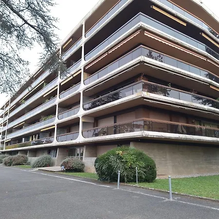 Au Calme Dans Le Parc Apartment Thonon-les-Bains