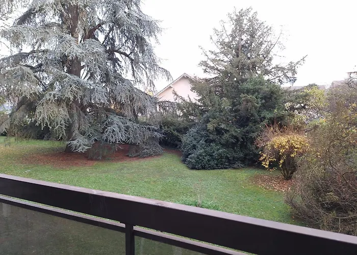 Au Calme Dans Le Parc Apartment Thonon-les-Bains
